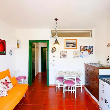 Bilocale Vicolo Del Mughetto 5 - Goelba Sant'Anna (Isola d'Elba)